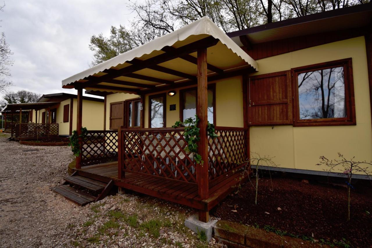 Agriturismo B&B Corte Tonolli Валеджо-суль-Мінчо Екстер'єр фото