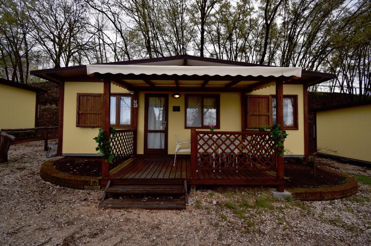 Agriturismo B&B Corte Tonolli Валеджо-суль-Мінчо Екстер'єр фото
