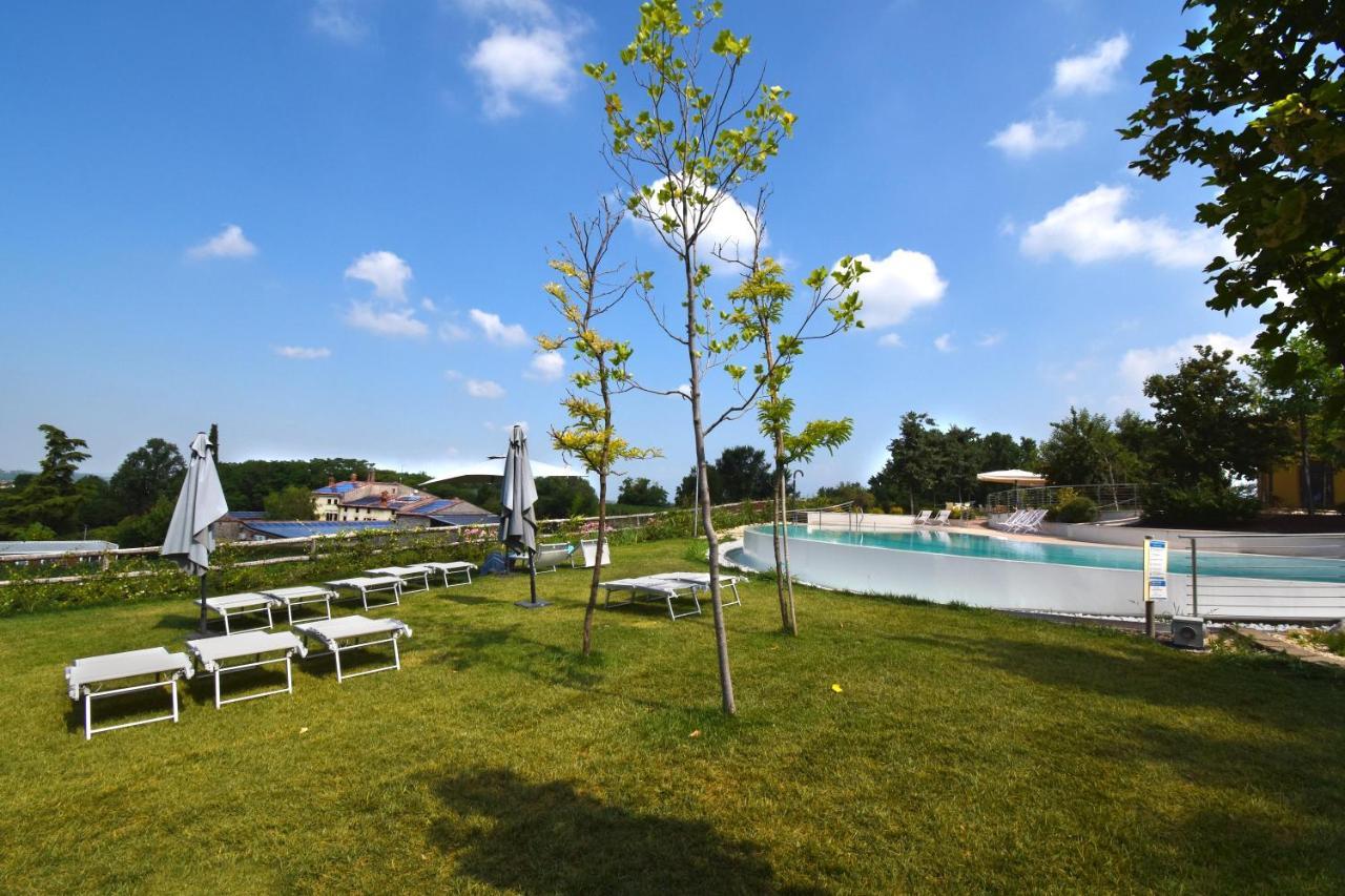 Agriturismo B&B Corte Tonolli Валеджо-суль-Мінчо Екстер'єр фото