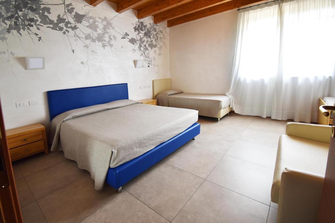 Agriturismo B&B Corte Tonolli Валеджо-суль-Мінчо Екстер'єр фото