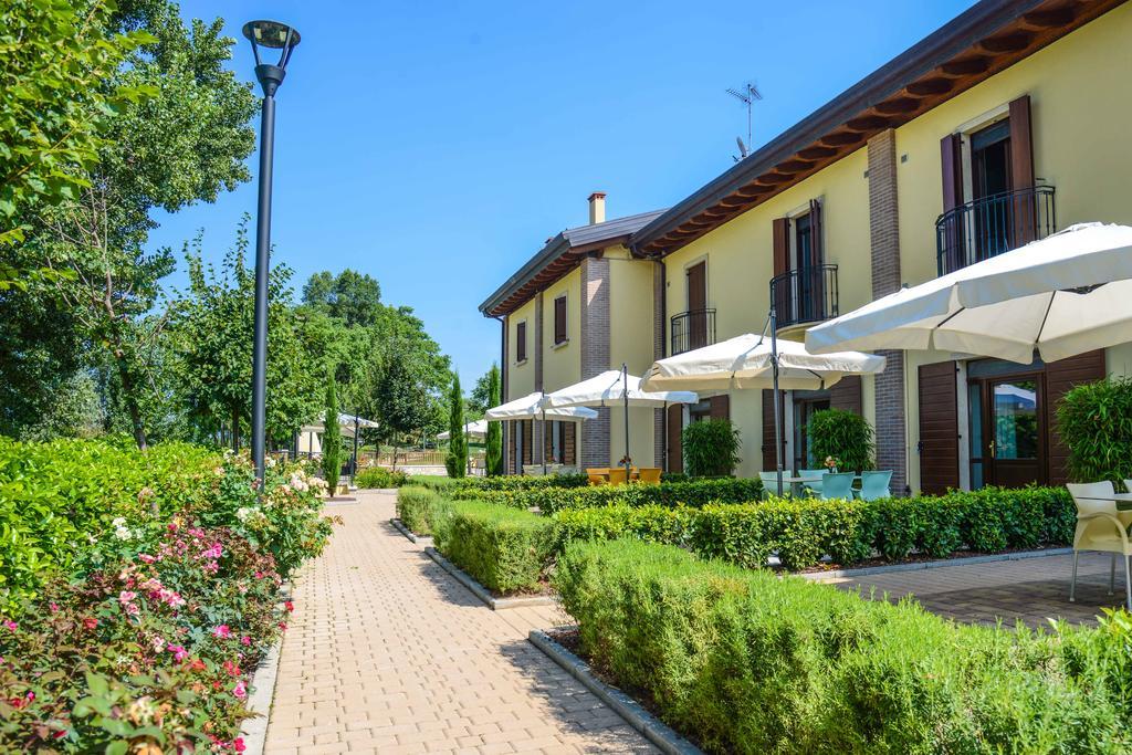 Agriturismo B&B Corte Tonolli Валеджо-суль-Мінчо Екстер'єр фото