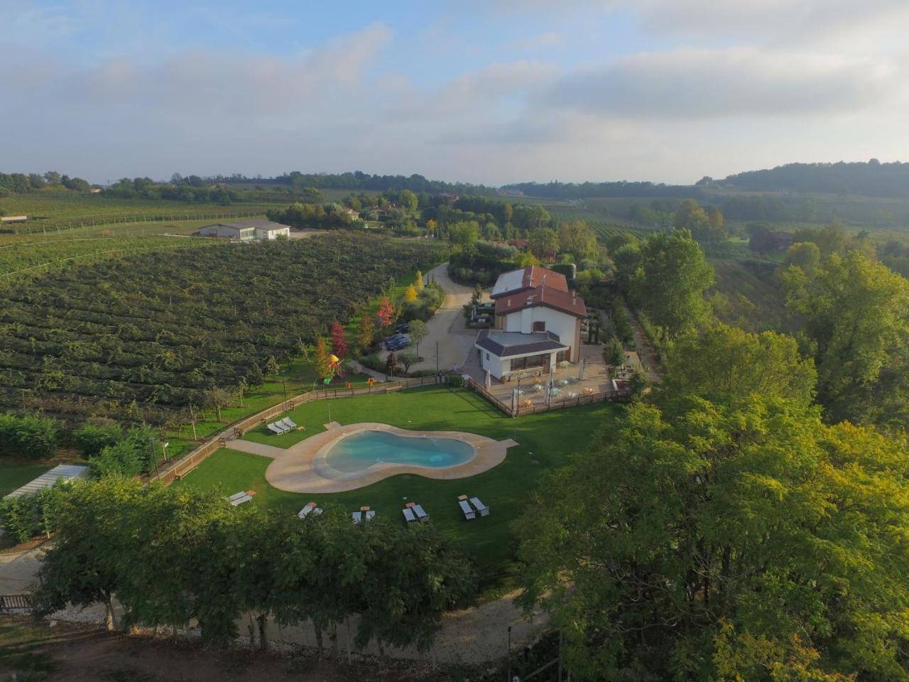 Agriturismo B&B Corte Tonolli Валеджо-суль-Мінчо Екстер'єр фото