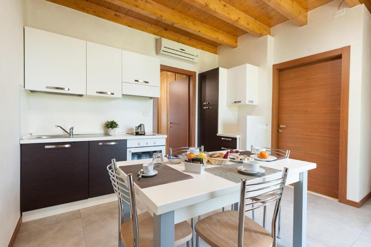 Agriturismo B&B Corte Tonolli Валеджо-суль-Мінчо Екстер'єр фото